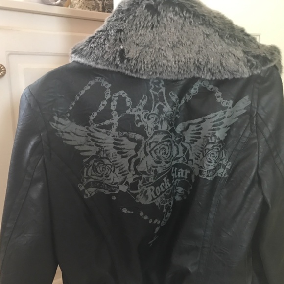 Coat - Picture 3 of 4